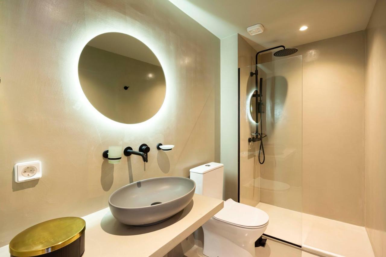 Yalarent Stunning Apartments At The Heart Of Atena Exterior foto