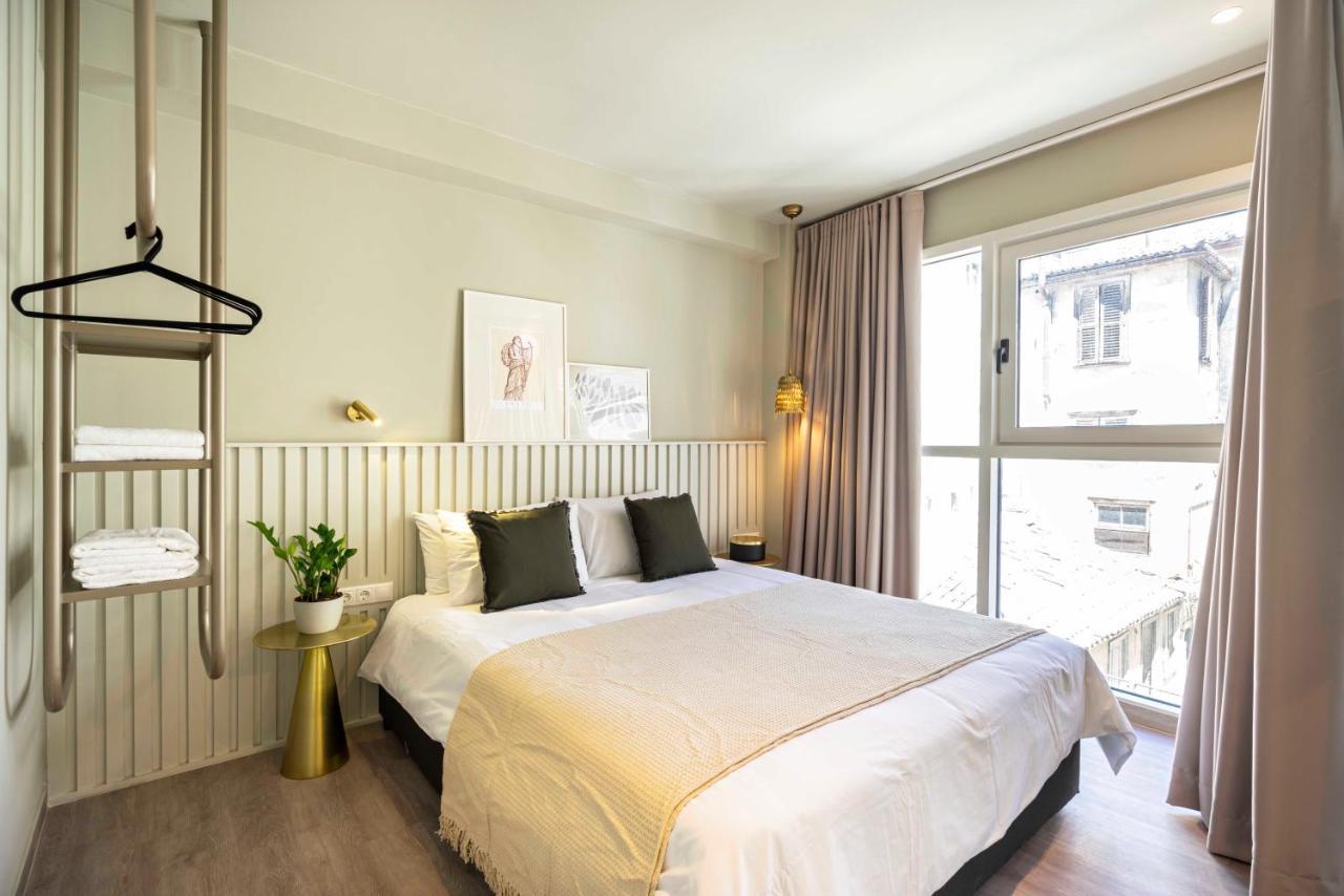Yalarent Stunning Apartments At The Heart Of Atena Exterior foto