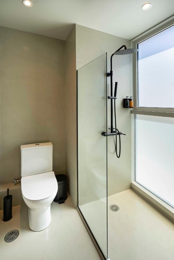 Yalarent Stunning Apartments At The Heart Of Atena Exterior foto