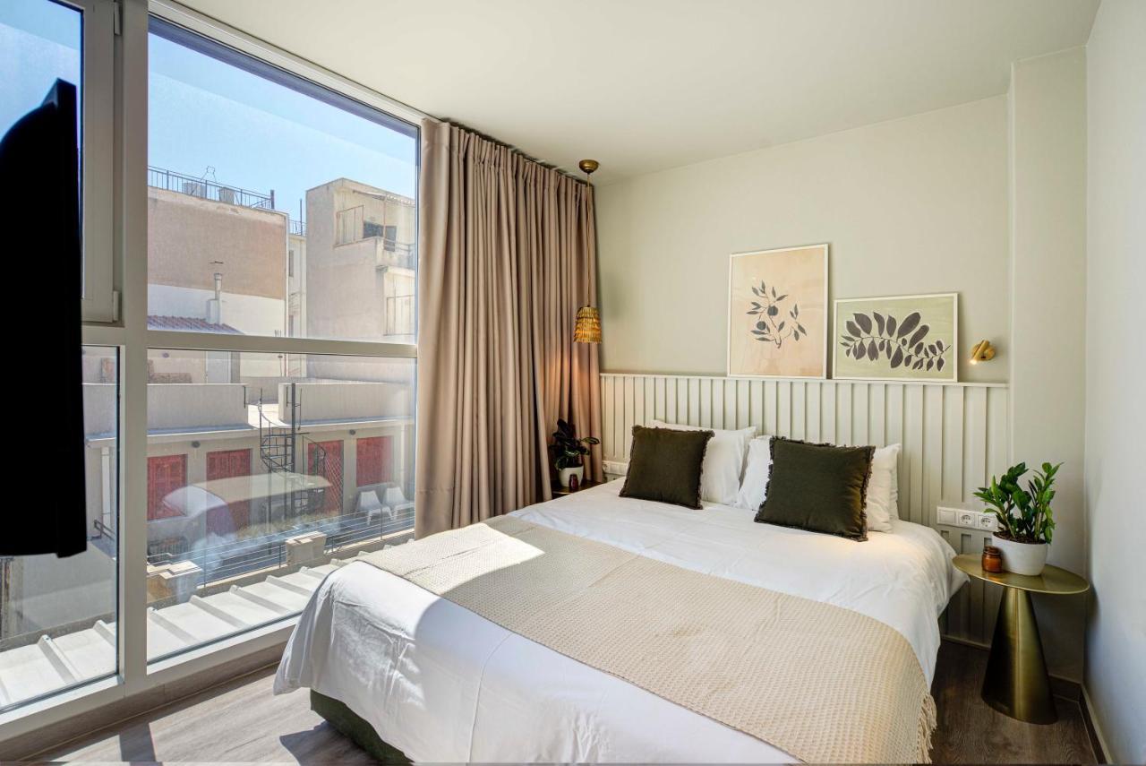 Yalarent Stunning Apartments At The Heart Of Atena Exterior foto