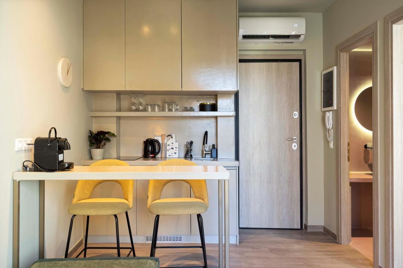 Yalarent Stunning Apartments At The Heart Of Atena Exterior foto
