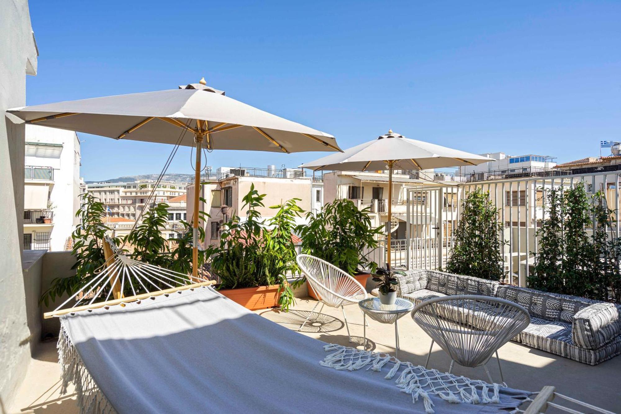 Yalarent Stunning Apartments At The Heart Of Atena Exterior foto